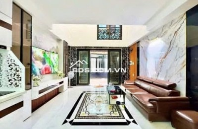 NHÀ GẦN NGÃ TƯ HÀNG XANH - 28M2 - 5.4 TỶ